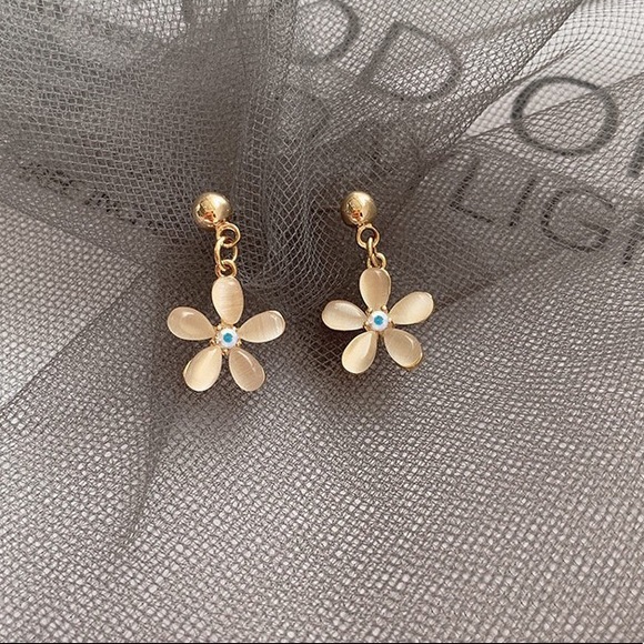 🔸2 for $15🔸Earrings - Picture 2 of 6